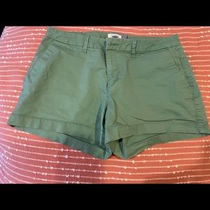 Green khaki shorts size 8